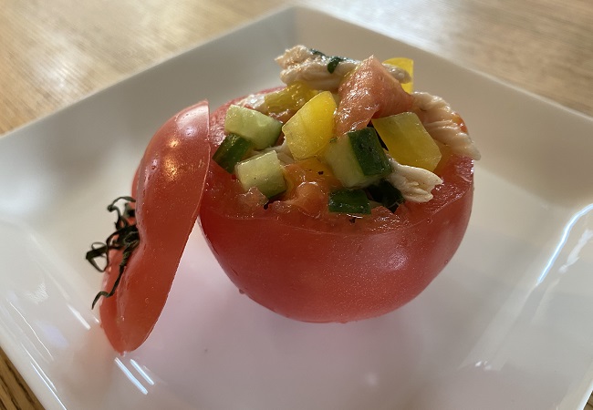 トマトのサラダファルシー